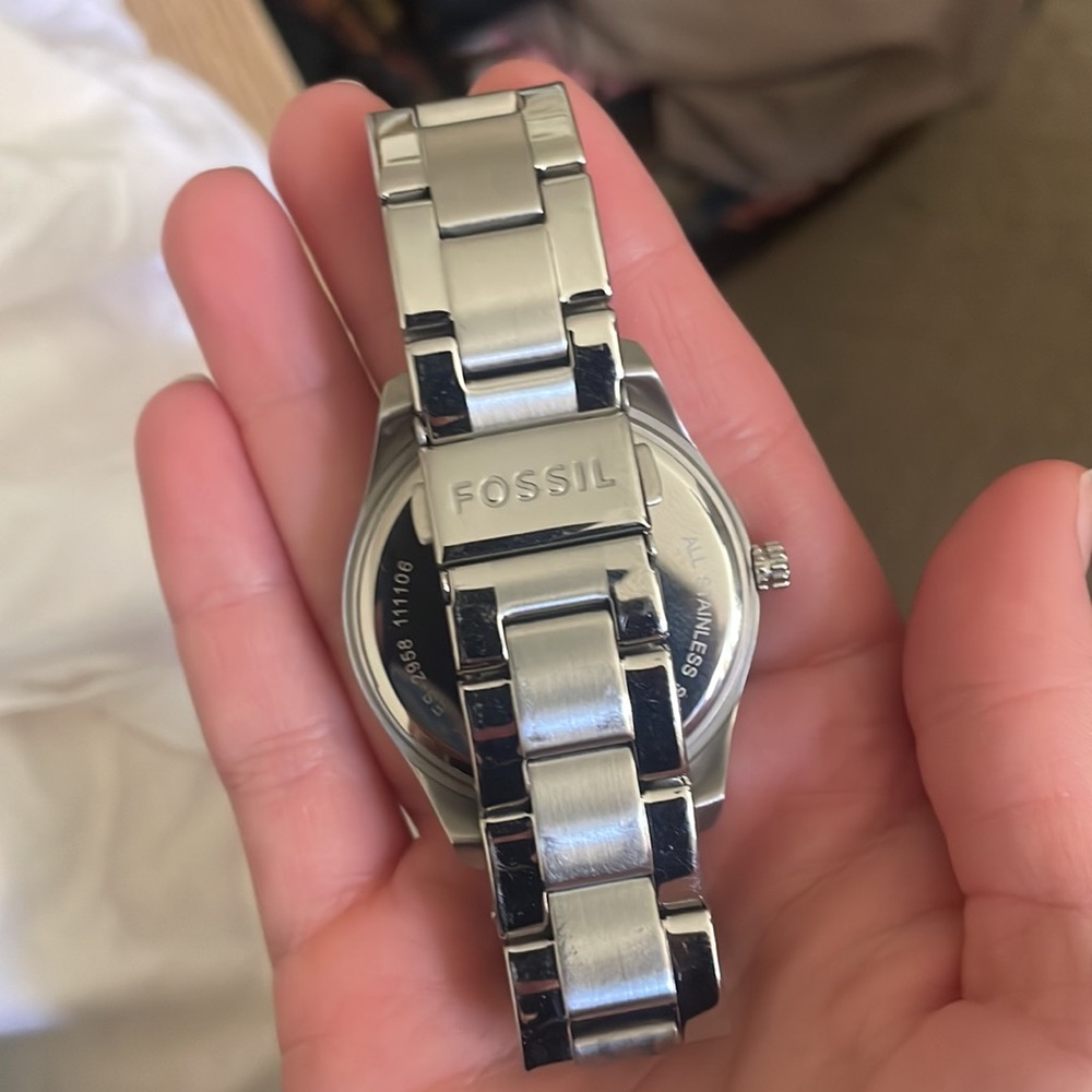 Fossil Watch - Picture 2 of 5